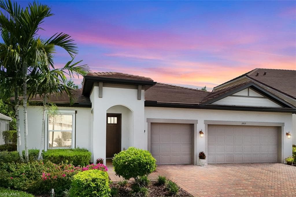 3865 Helmsman DR NAPLES, FL 34120