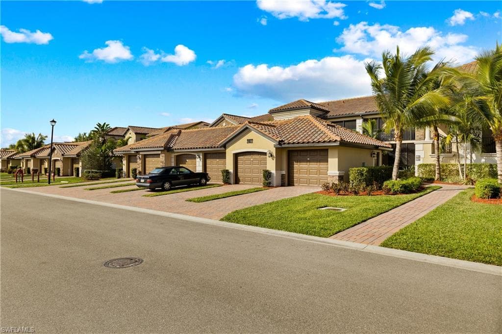 28022 Bridgetown CT 4811 BONITA SPRINGS, FL 34135