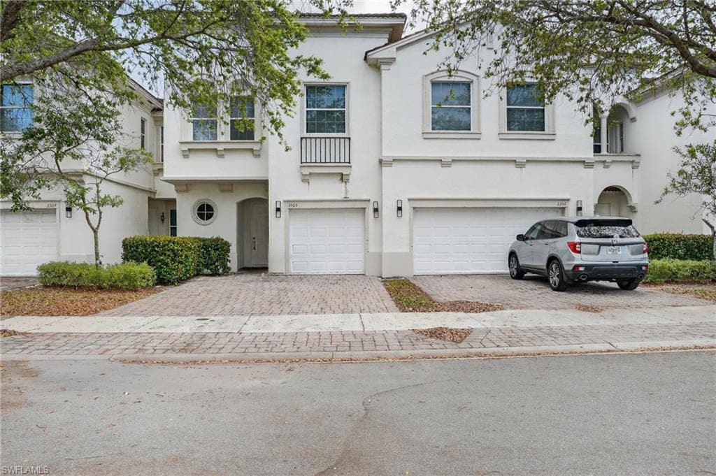 7005 Romana WAY 1708 NAPLES, FL 34119