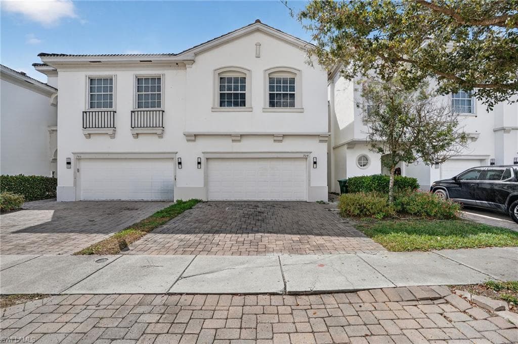 7013 Romana WAY 1506 NAPLES, FL 34119