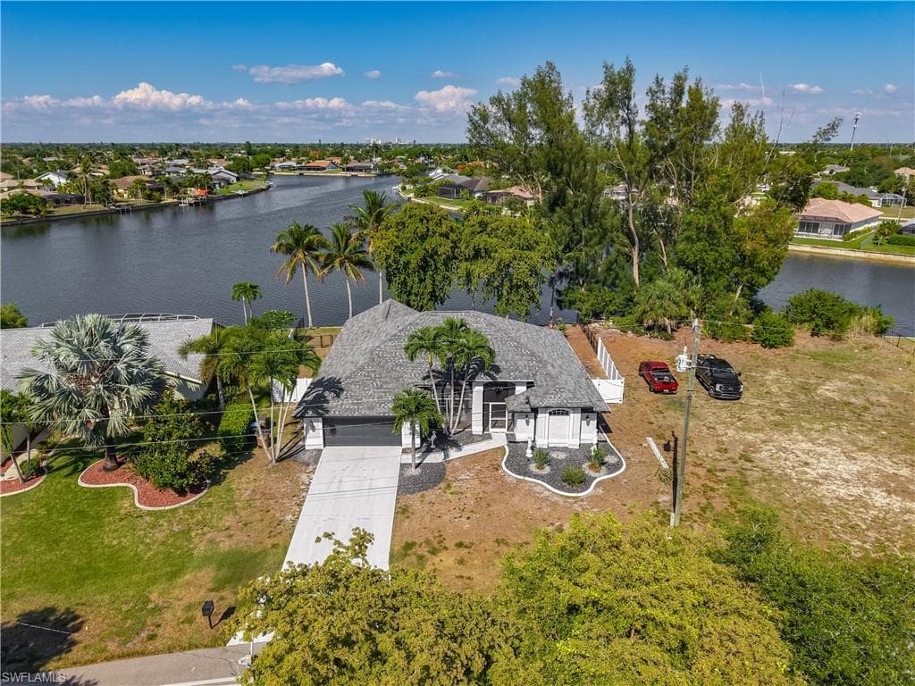2503 Aviation PKWY CAPE CORAL, FL 33904