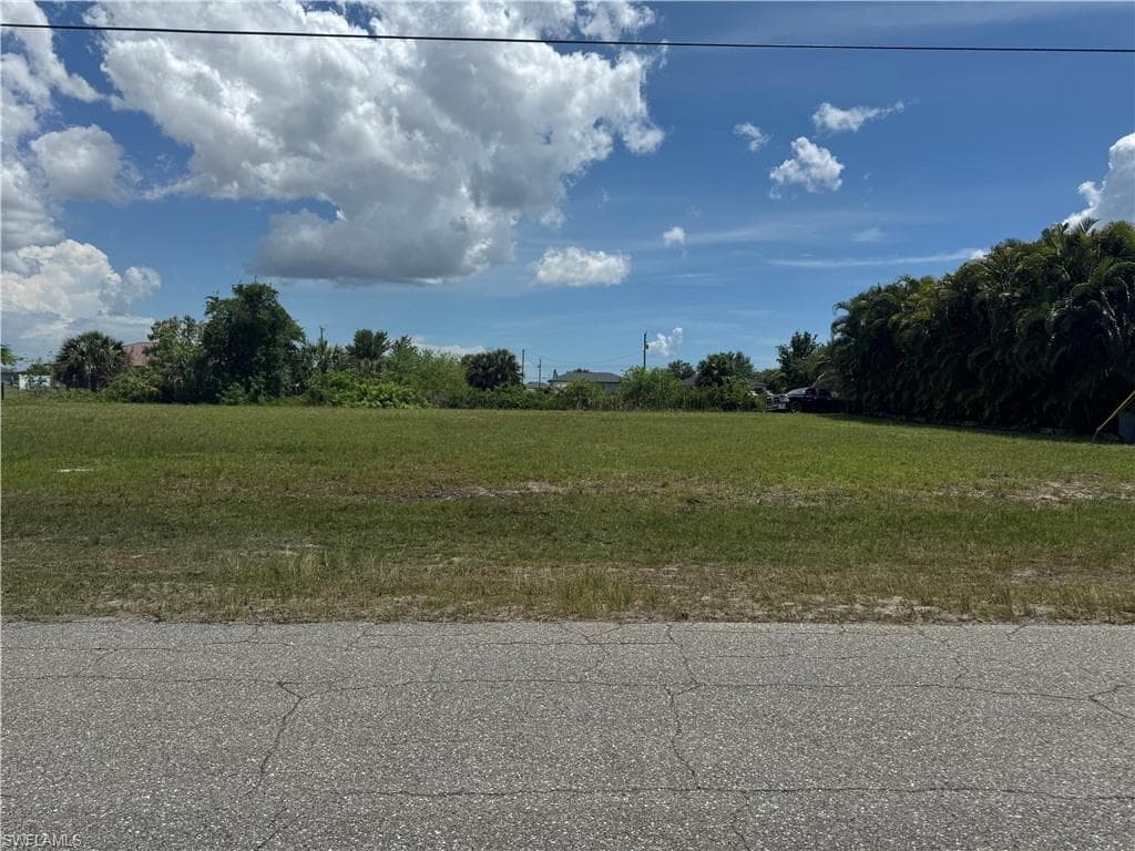 2756 NW 4th ST CAPE CORAL, FL 33993