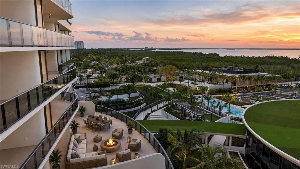 5100 seagrass BLVD 202 BONITA SPRINGS, FL 34134