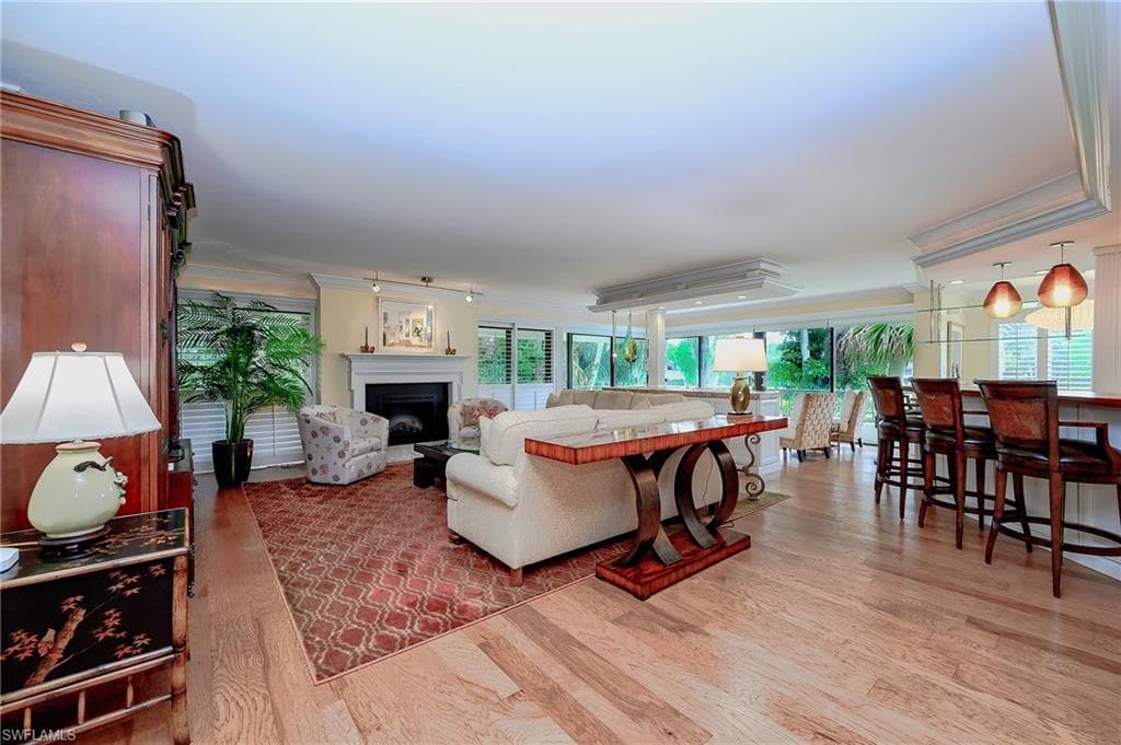 102 Wilderness DR 2114 NAPLES, FL 34105