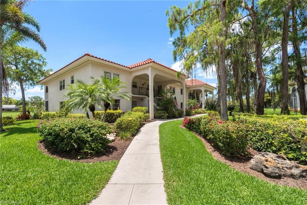 1055 Forest Lakes DR D114 NAPLES, FL 34105