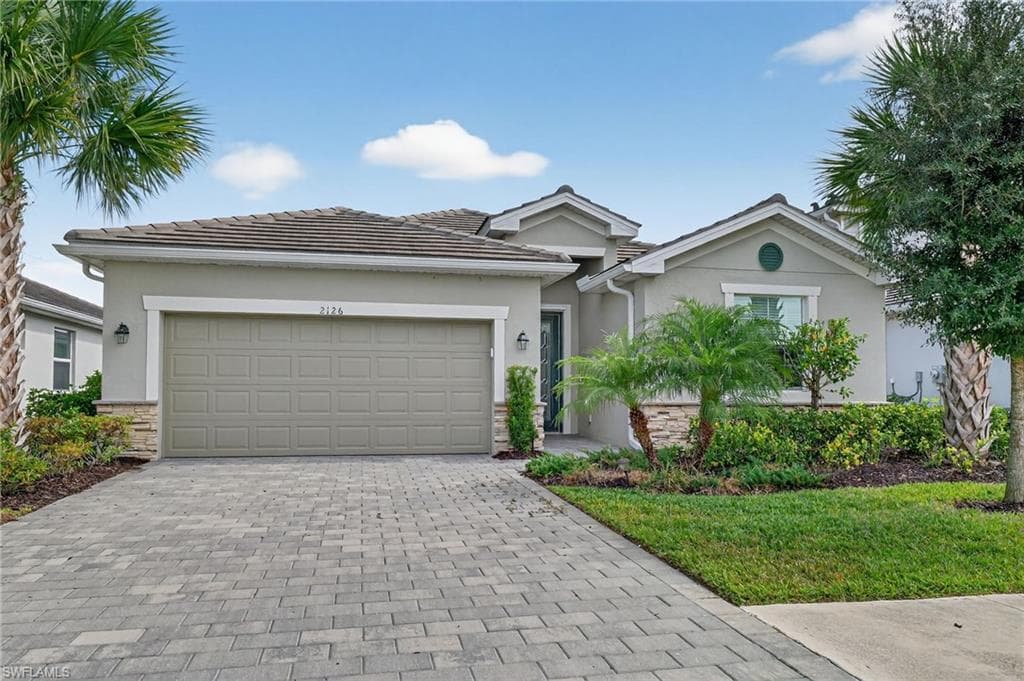 2126 Hamlin ST NAPLES, FL 34120