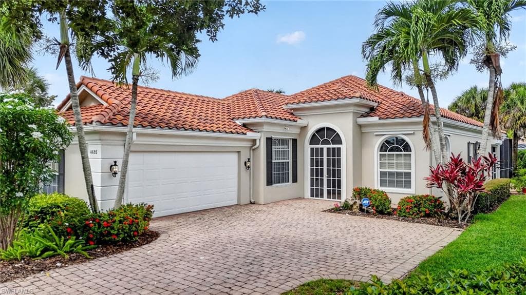 4695 Navassa LN NAPLES, FL 34119