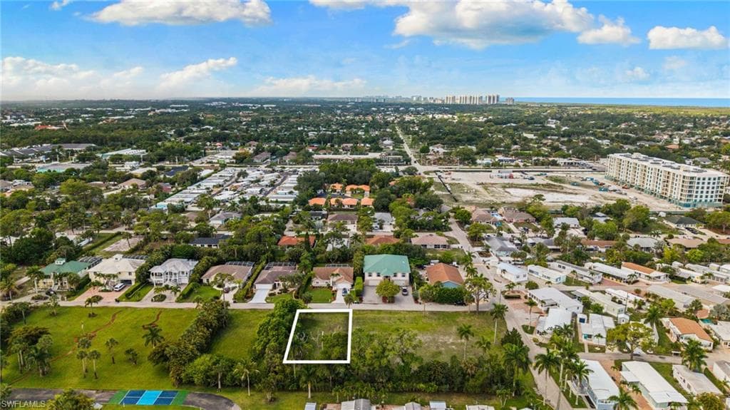 3090 Pine Tree DR BONITA SPRINGS, FL 34134