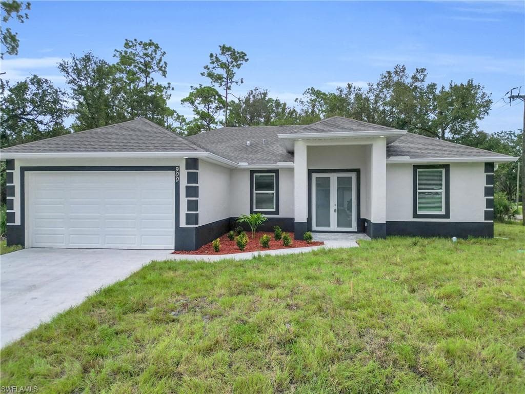 918 8th AVE LEHIGH ACRES, FL 33972