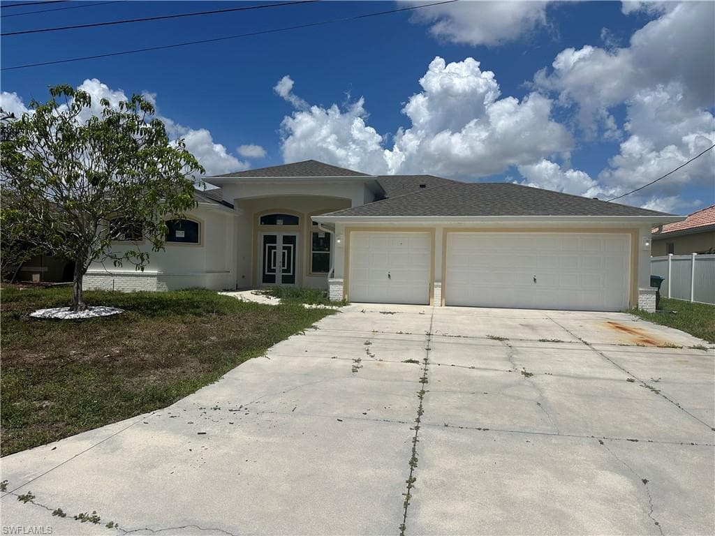 2220 18th AVE CAPE CORAL, FL 33990