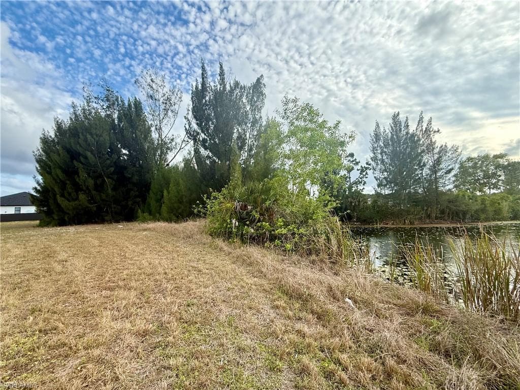 3644 NE 9th PL CAPE CORAL, FL 33909