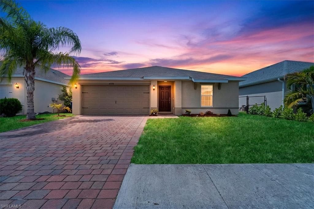 10535 Crossback LN LEHIGH ACRES, FL 33936