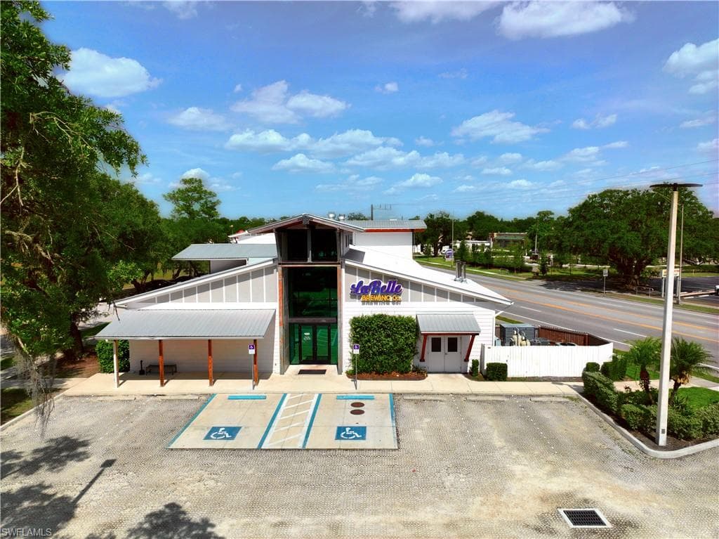 670 Hickpochee AVE LABELLE, FL 33935