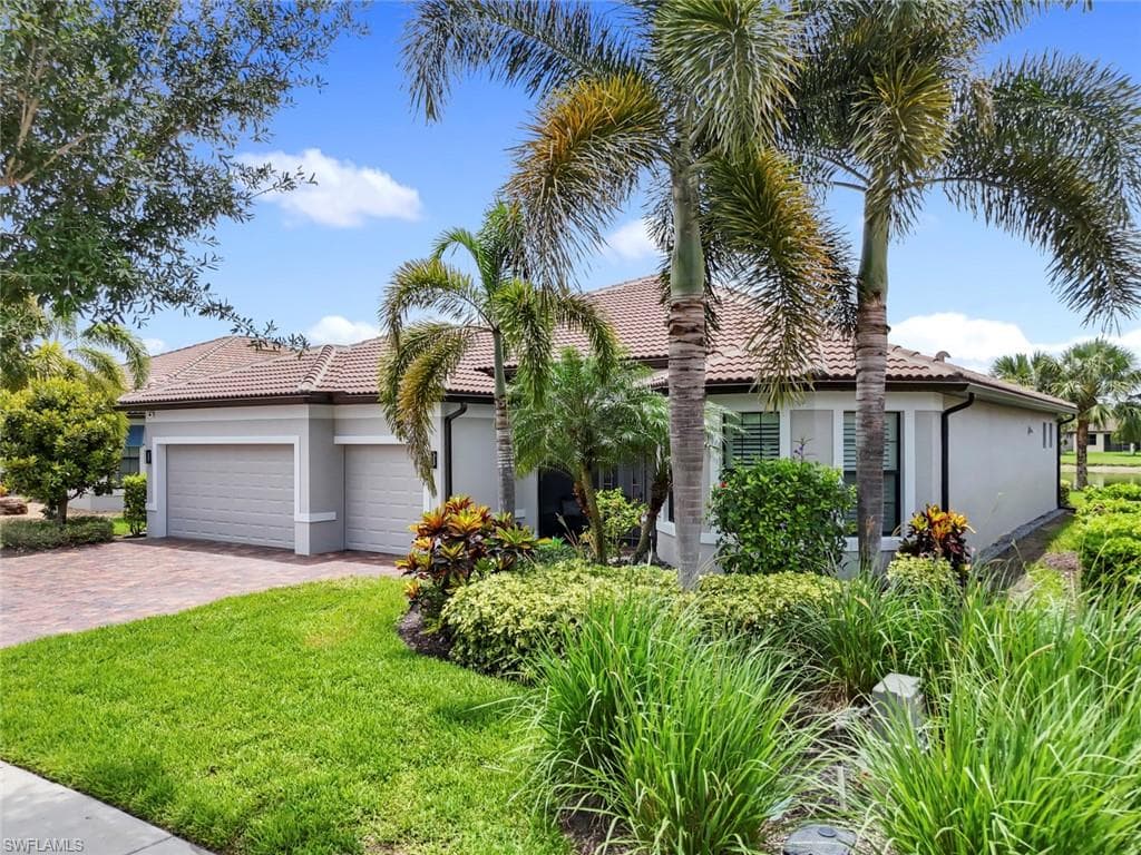 5874 Champion LN AVE MARIA, FL 34142
