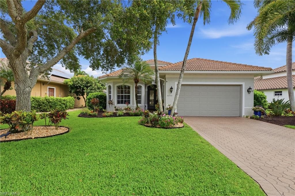 10736 Fieldfair DR NAPLES, FL 34119