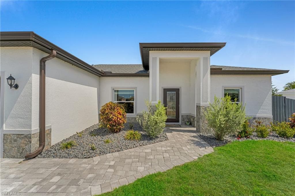 405 NW 10th ST CAPE CORAL, FL 33993
