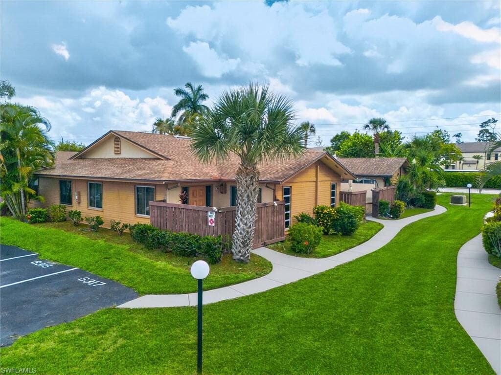 6315 Royal Woods DR FORT MYERS, FL 33908