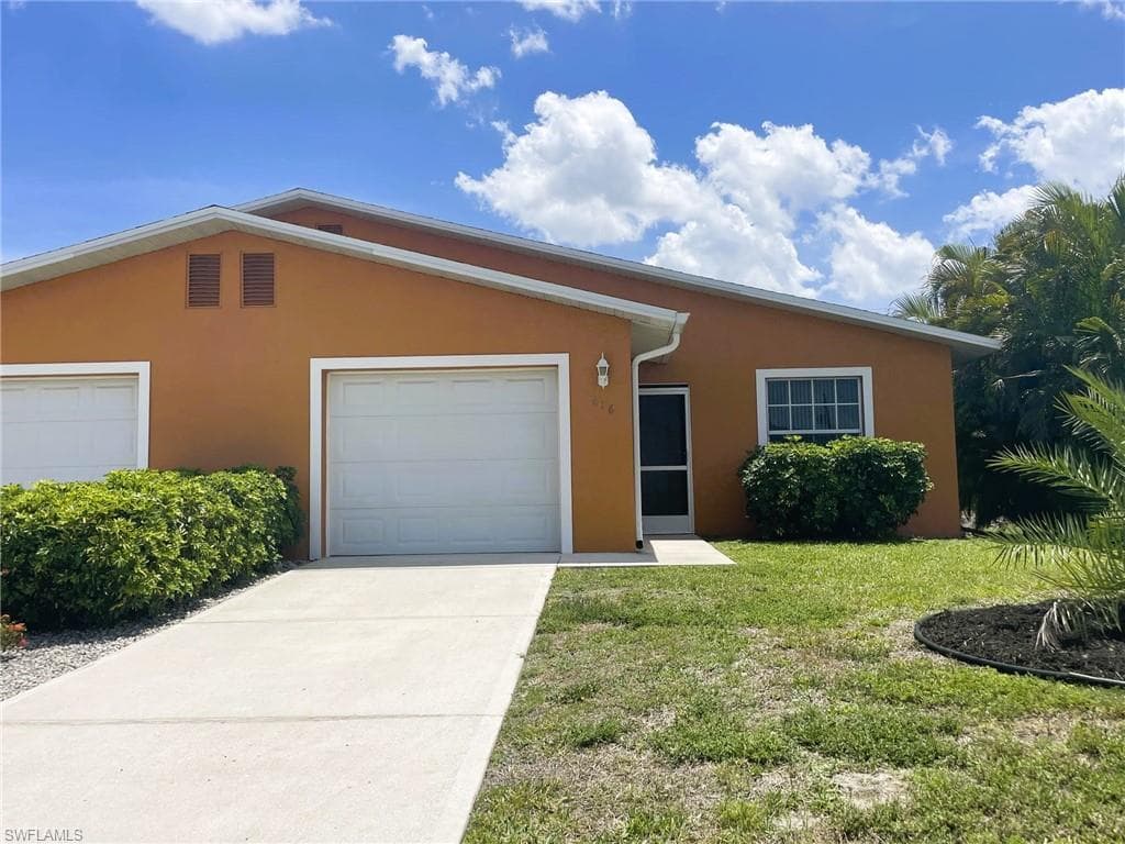 616 SE 9th ST CAPE CORAL, FL 33990