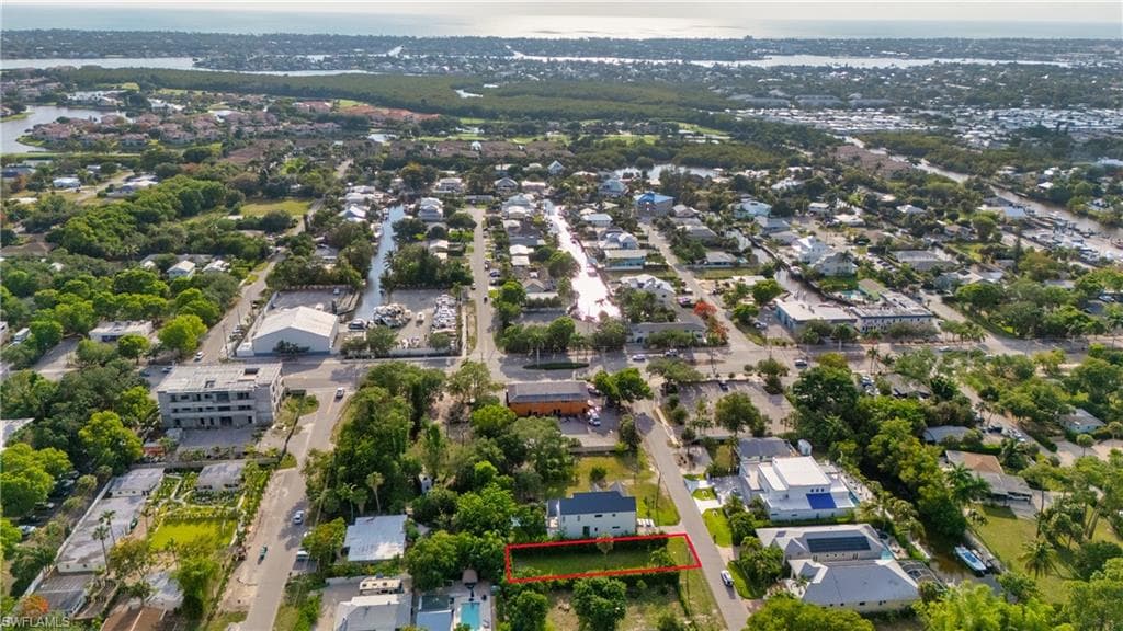 3010 Coco AVE NAPLES, FL 34112