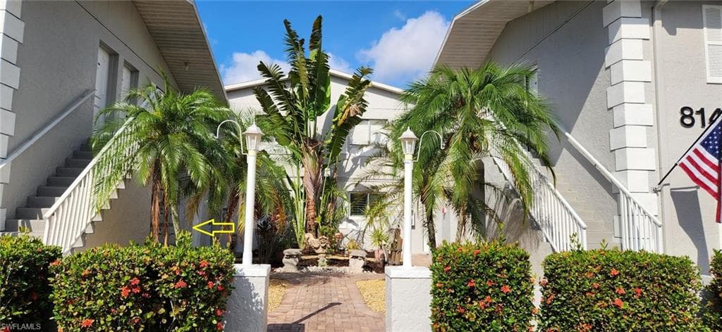 8148 Country RD 101 FORT MYERS, FL 33919