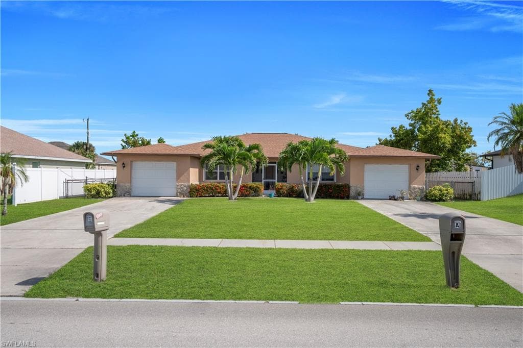 836 Trafalgar PKWY CAPE CORAL, FL 33991