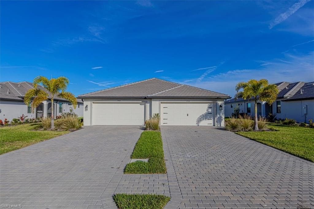 19504 Hinkley DR ESTERO, FL 33928