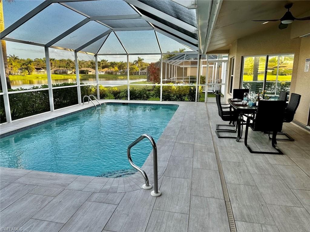930 Marble DR NAPLES, FL 34104