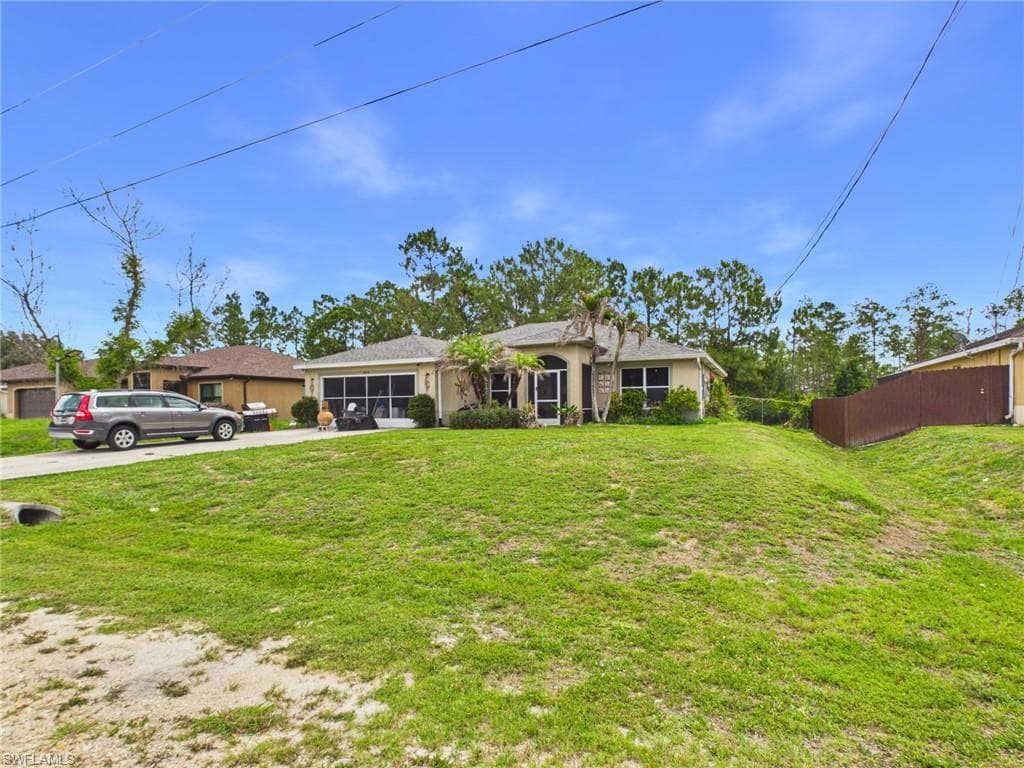 1858 Marlboro LN LEHIGH ACRES, FL 33972