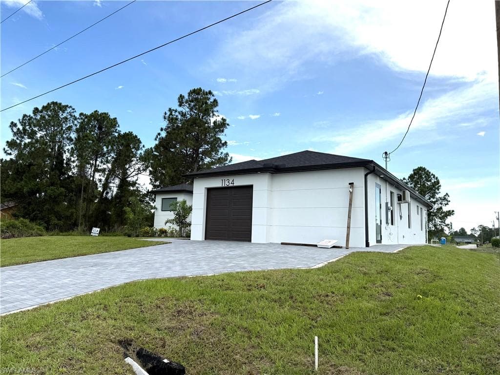 1134 Holmes AVE S LEHIGH ACRES, FL 33974
