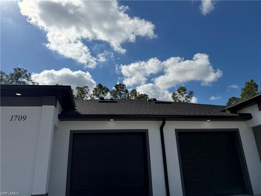 1711 12th ST LEHIGH ACRES, FL 33972