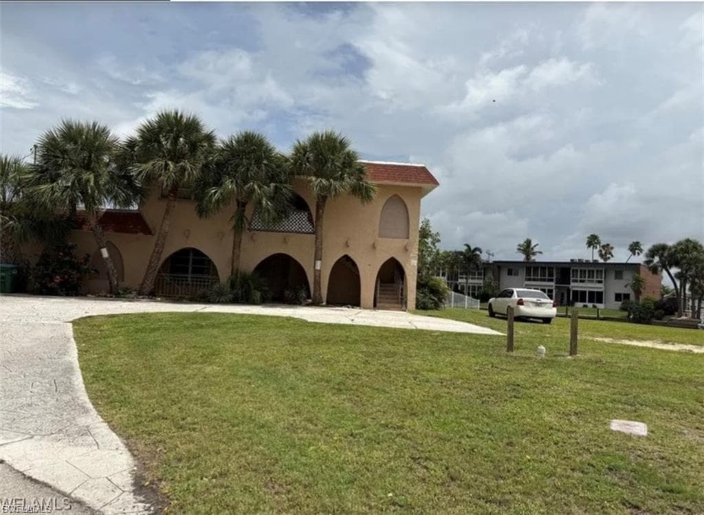 5101 Manor CT 3 CAPE CORAL, FL 33904