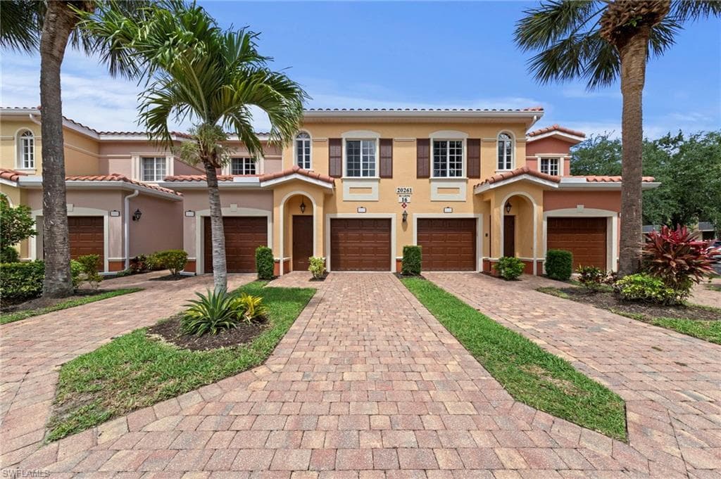 20261 Estero Gardens CIR 207 ESTERO, FL 33928