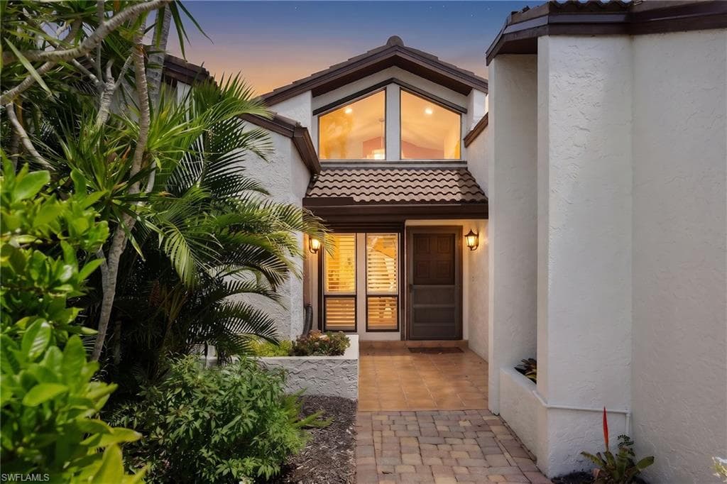 28432 Highgate DR BONITA SPRINGS, FL 34135