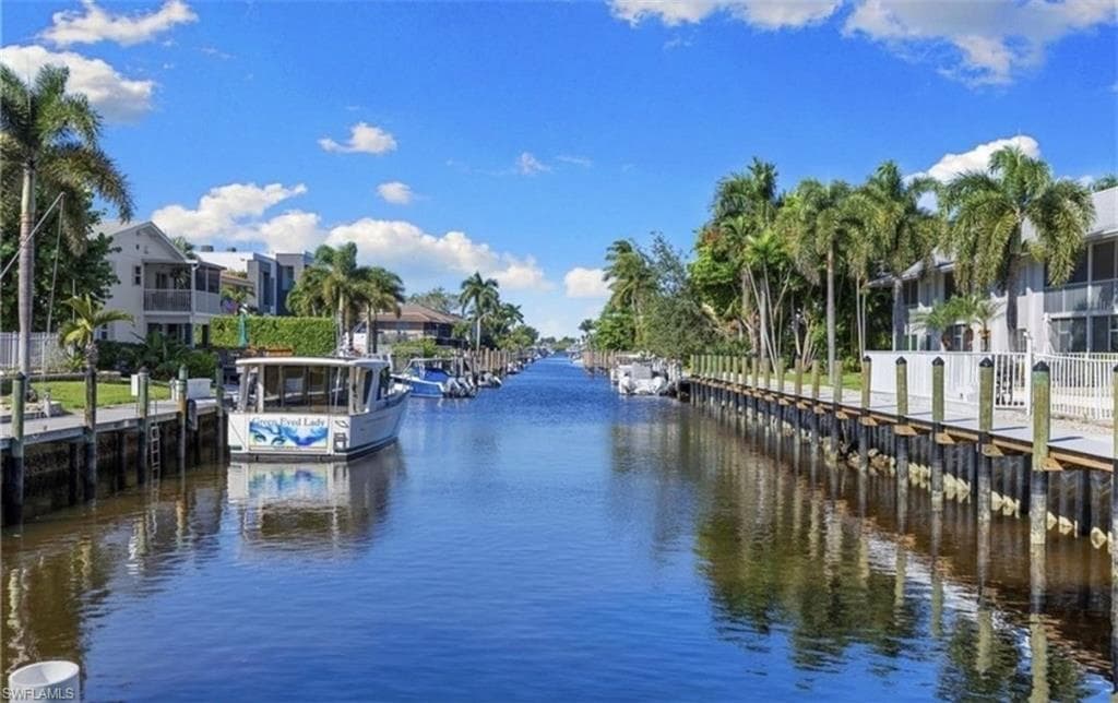 1686 Blue Point AVE B7 NAPLES, FL 34102