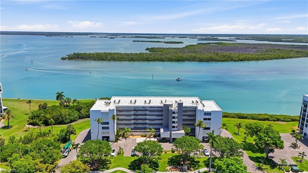 4223 Bay Beach LN 4F FORT MYERS BEACH, FL 33931