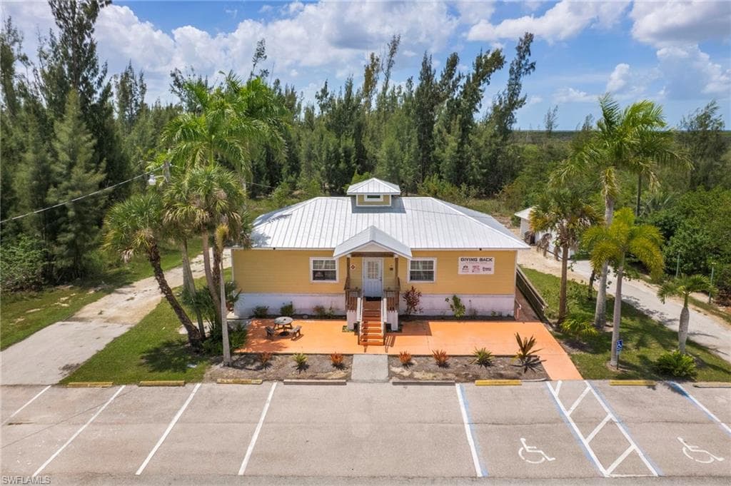 3640 Pine Island RD CAPE CORAL, FL 33991