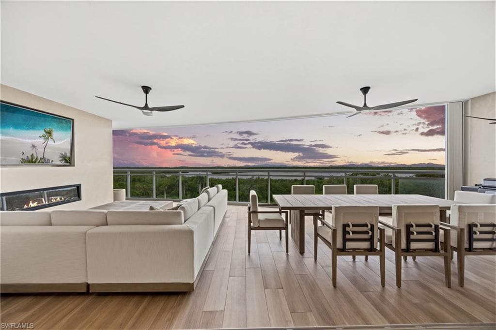 13945 Old Coast RD 704 NAPLES, FL 34110