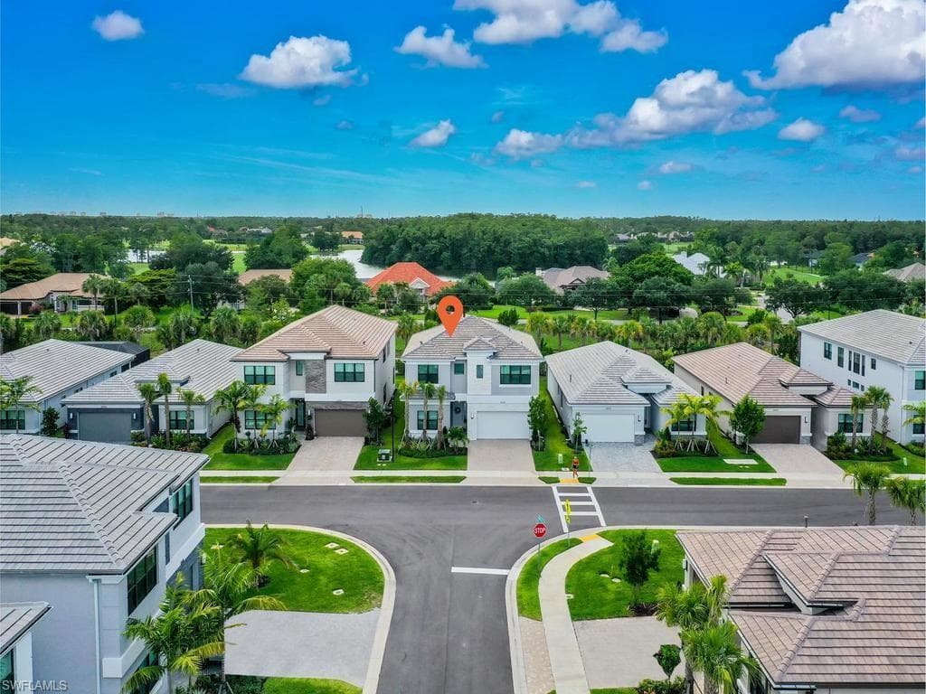 20581 Fair Oak LN ESTERO, FL 33928