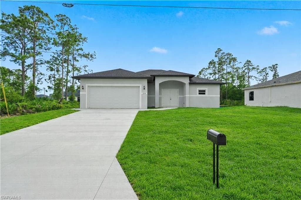 1018 Kent ST E LEHIGH ACRES, FL 33974