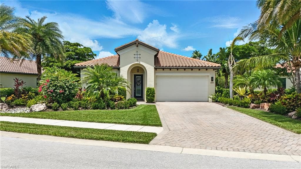 4649 Abaca CIR NAPLES, FL 34119