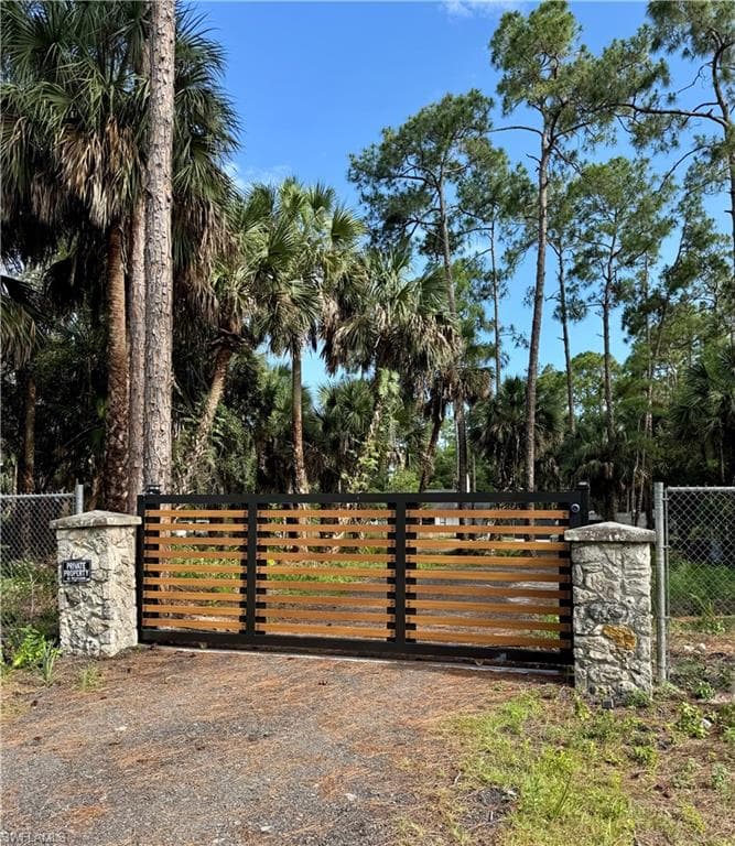 130 Jung BLVD W NAPLES, FL 34120
