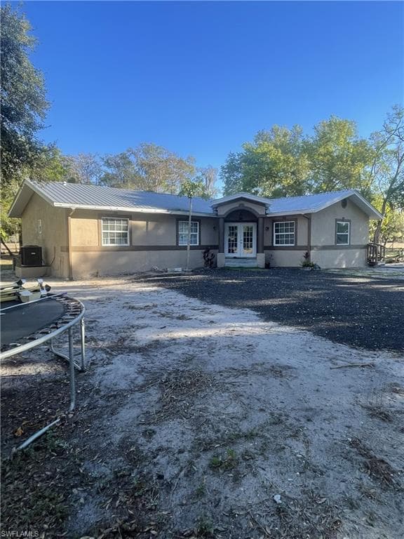 1220 A RD LABELLE, FL 33935