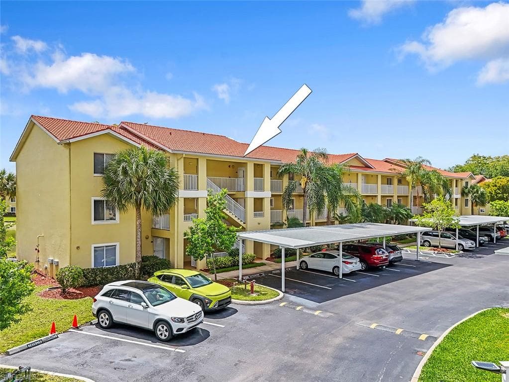 8288 Key Royal LN 1435 NAPLES, FL 34119