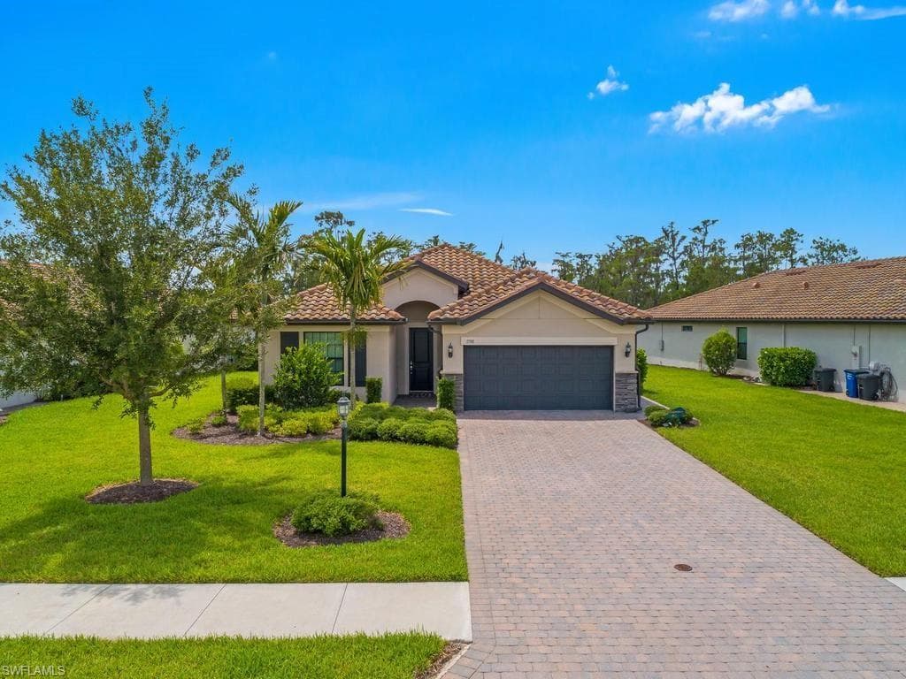 17581 Ashcomb WAY ESTERO, FL 33928