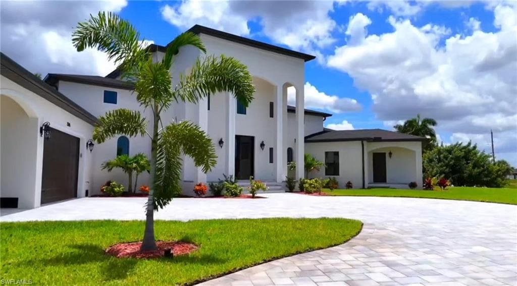 3505 44th PL CAPE CORAL, FL 33993