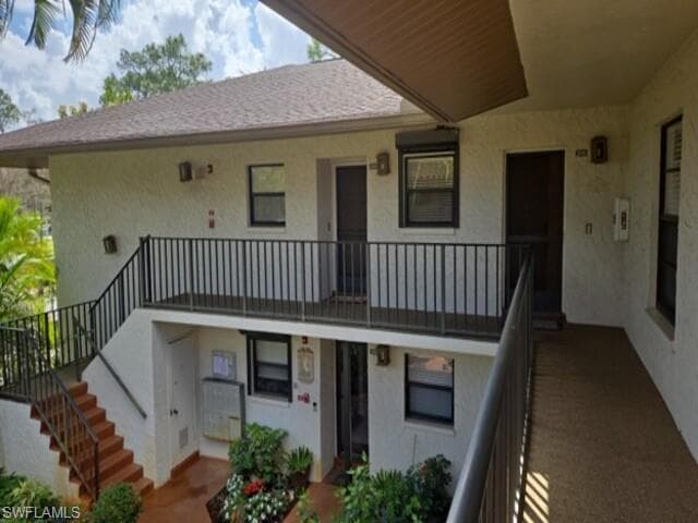 1733 Courtyard WAY B205 NAPLES, FL 34112