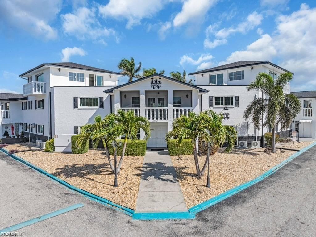 3704 Broadway 110 FORT MYERS, FL 33901
