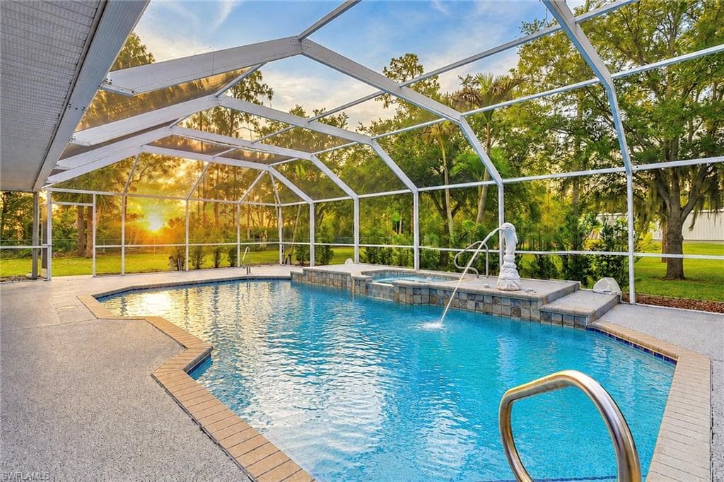 15261 Shamrock DR FORT MYERS, FL 33912