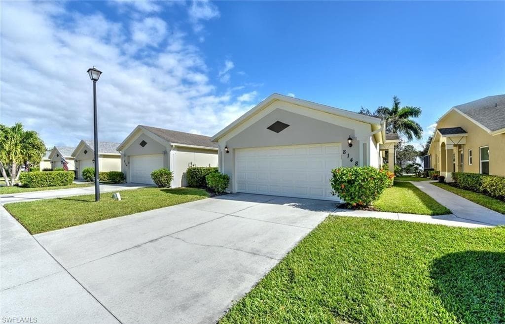 8148 Tauren CT N332 NAPLES, FL 34119
