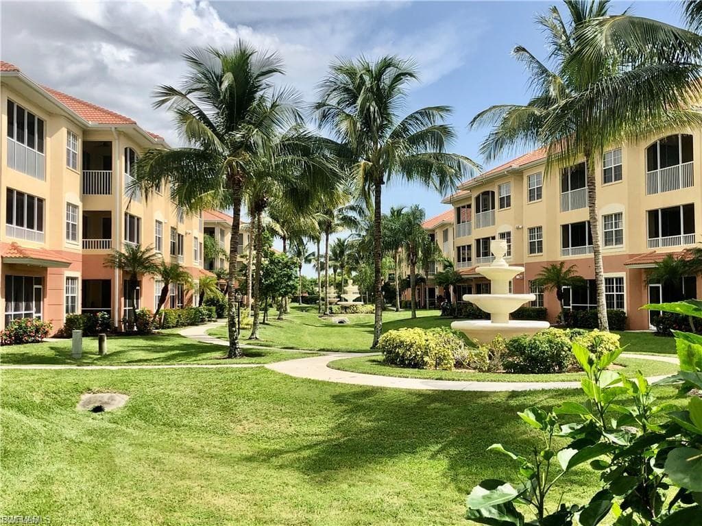 1101 Van Loon Commons CIR 205 CAPE CORAL, FL 33909